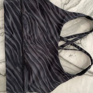 Lululemon energy bra